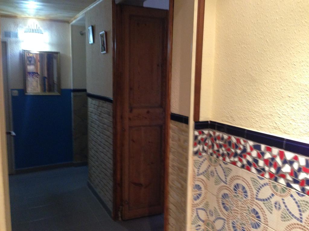 Pension Bertolin Barcelona Exterior foto